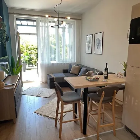Apartment Margittai Zamardi